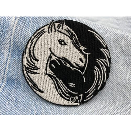 écusson thermocollant Cheval noir/blanc variant 2 
